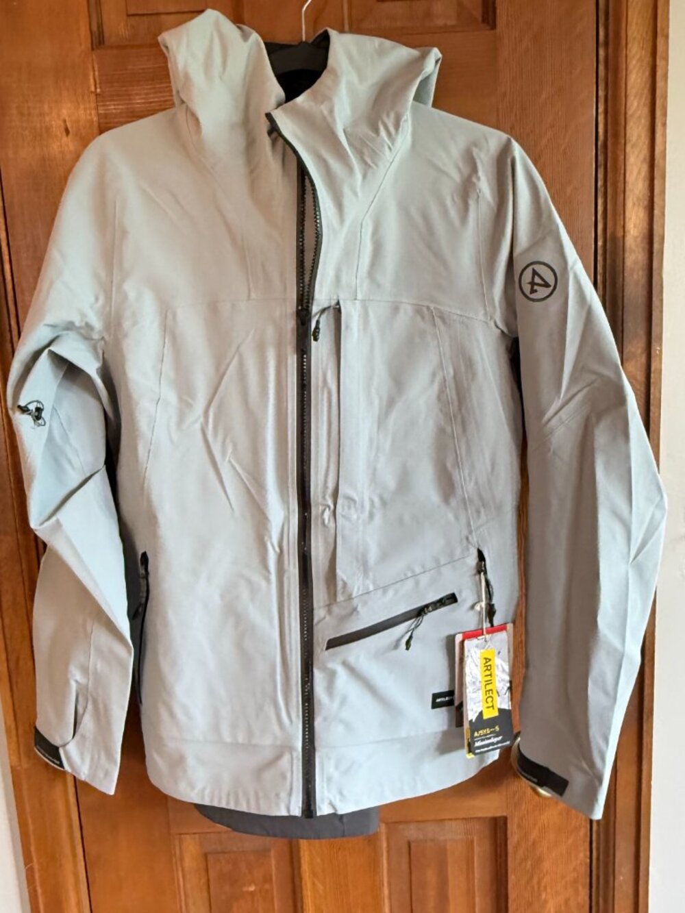 Artilect Womens Formation 3L zip-up Jacket - Light Blue Gray, Medium - NWT